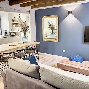  Hébergement de vacances La Petite Luchonnaise-maison Hypercentre Au Calme