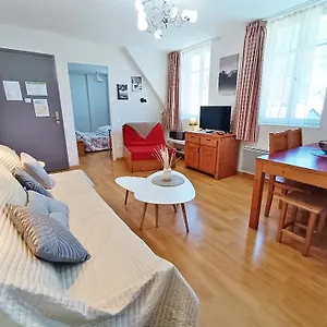  Appartement Le Venasque, T2, Centre Luchon, Wifi, Casier A Ski, Ascenseur, 4 Personnes