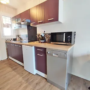L'escampette, Duplex T3, Centre Luchon, Wifi, Casier A Skis, 4 Personnes Bagnères-de-Luchon